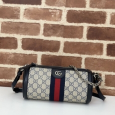 Gucci Round Bags